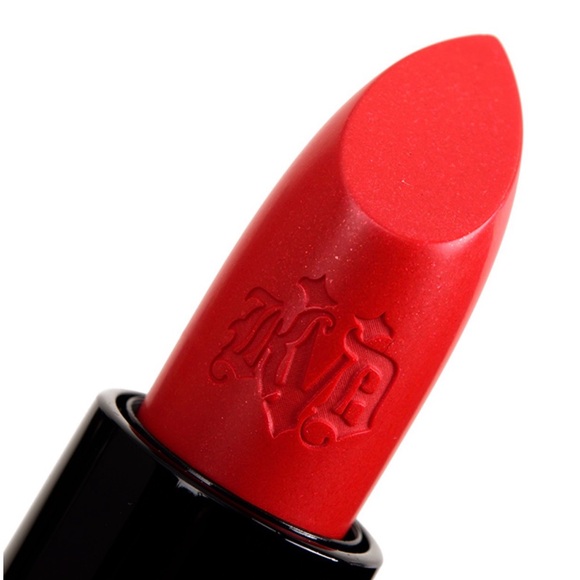 Kat Von D Gold Blooded Studded Kiss Creme lipstick - Picture 2 of 6